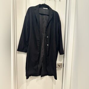 OVERSIZED BLACK JACKET